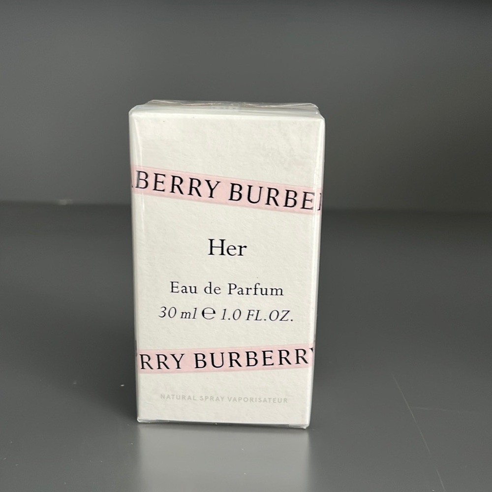 Burberry HER 1oz spray Eau de Parfum